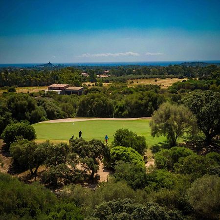 Is Molas Resort بولا المظهر الخارجي الصورة