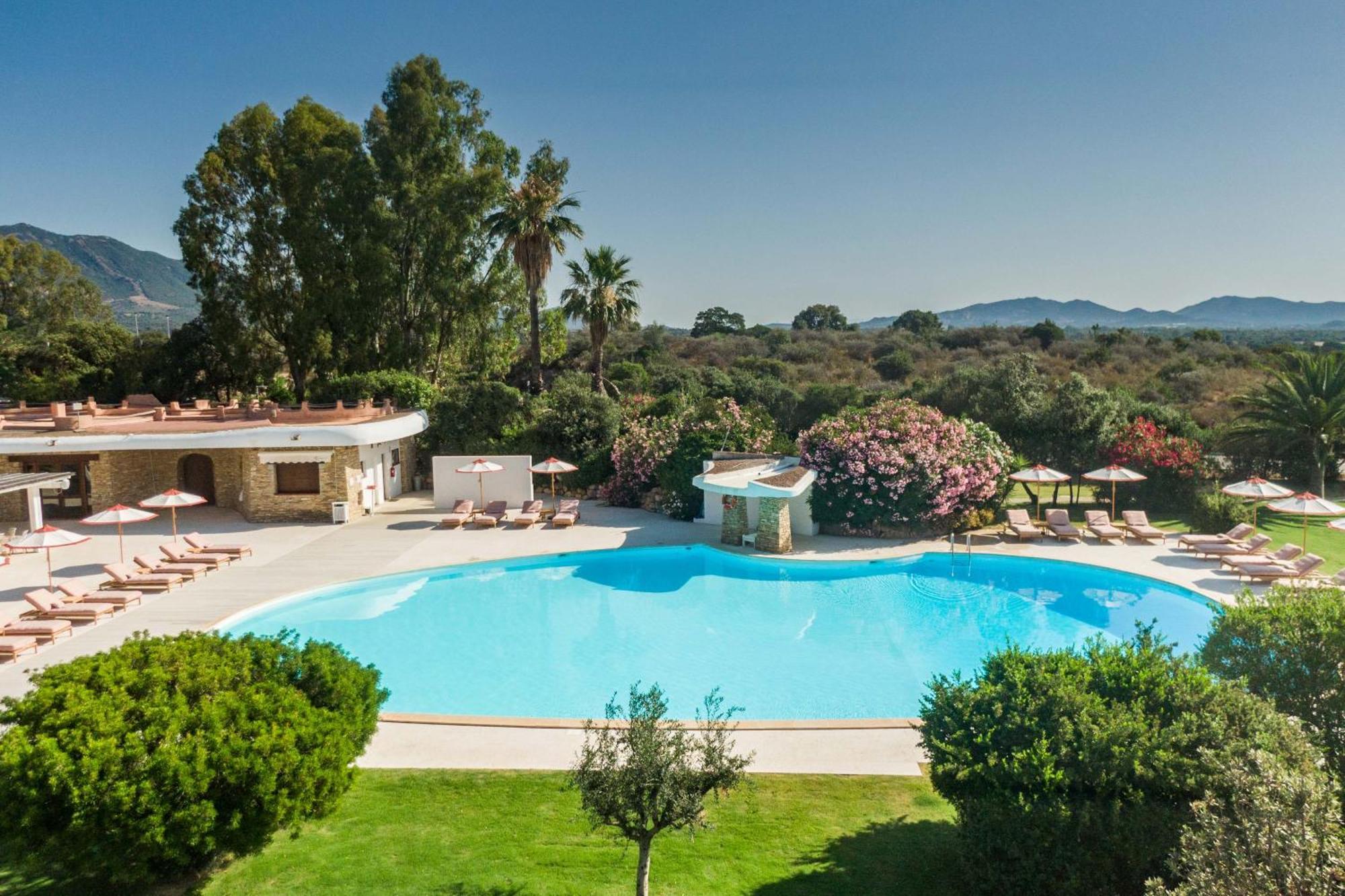 Is Molas Resort بولا المظهر الخارجي الصورة