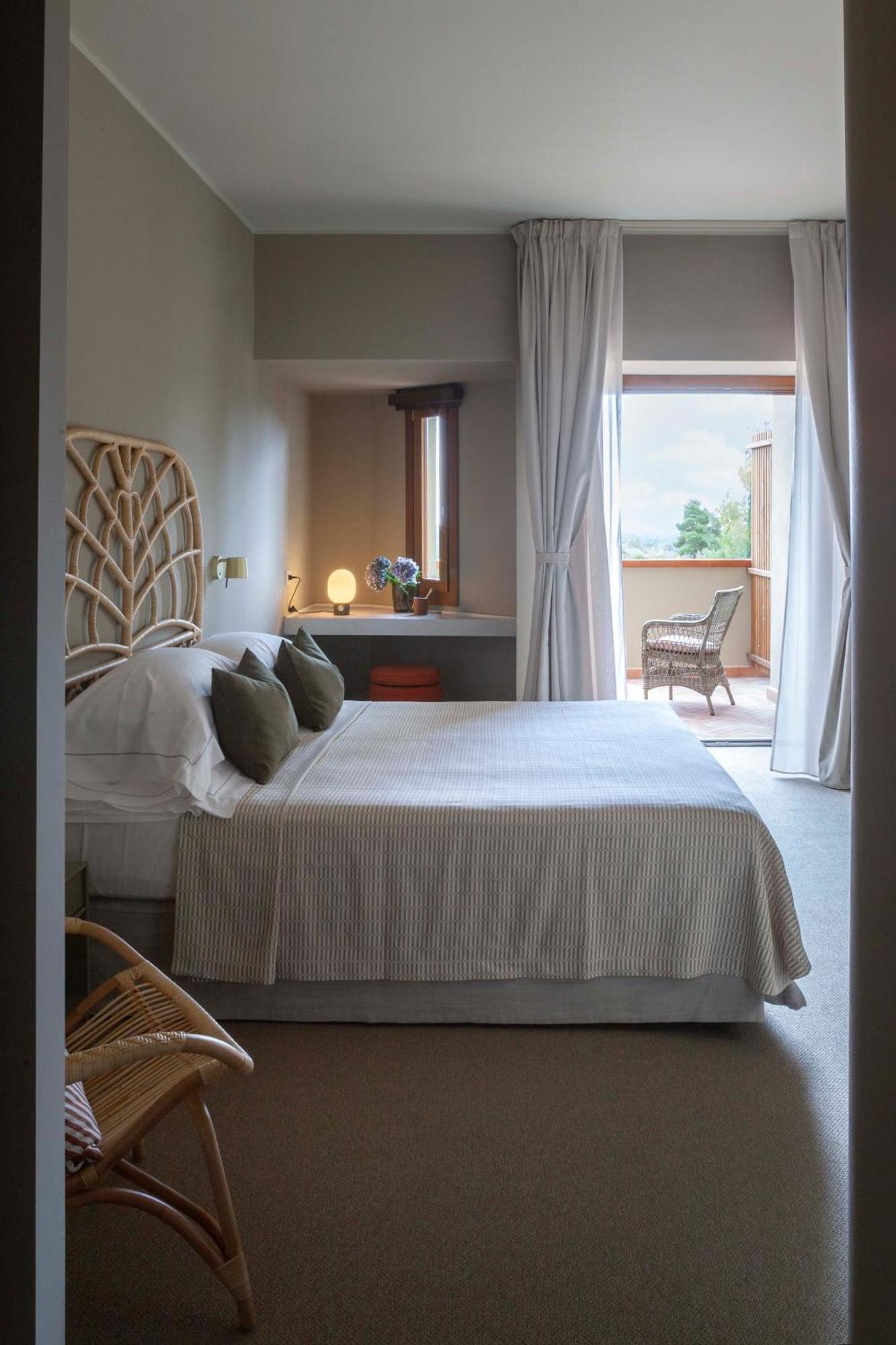 Is Molas Resort بولا المظهر الخارجي الصورة